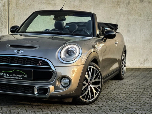 MINI Cooper S Cabrio - Afbeelding 14 van 30