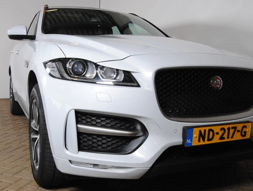 Jaguar F-PACE - Afbeelding 14 van 30