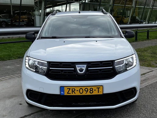 Dacia Logan - Afbeelding 9 van 16