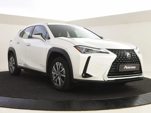 Lexus UX - Afbeelding 1 van 27