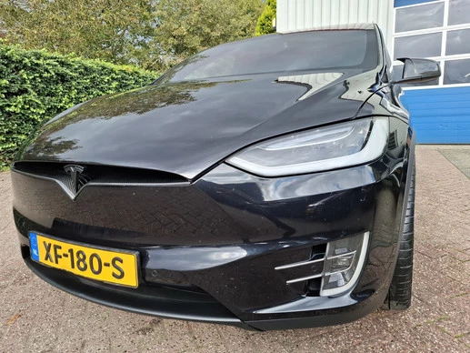 Tesla Model X - Afbeelding 2 van 30