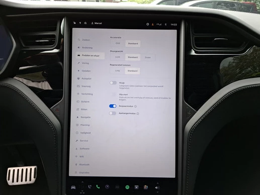 Tesla Model X - Afbeelding 23 van 30