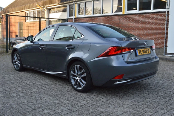 Lexus IS - Afbeelding 2 van 30