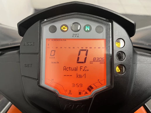 KTM 390 - Afbeelding 2 van 21
