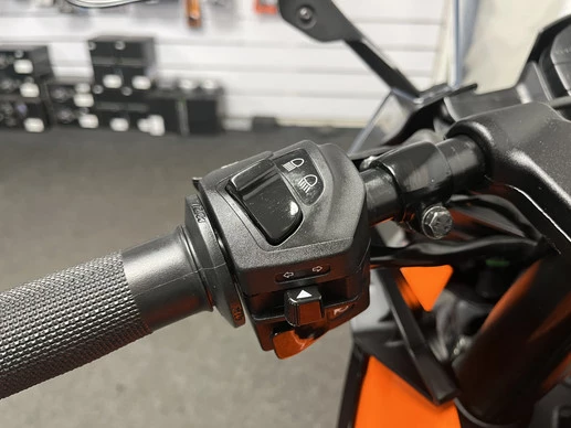 KTM 390 - Afbeelding 20 van 21