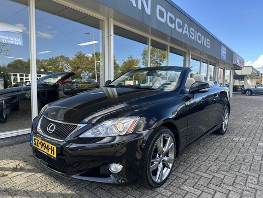 Lexus IS - Afbeelding 1 van 29