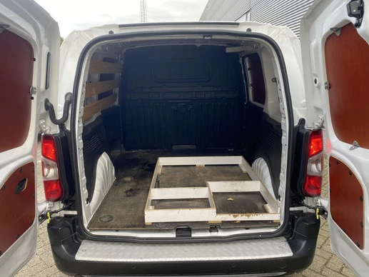 Opel Combo - Afbeelding 8 van 19