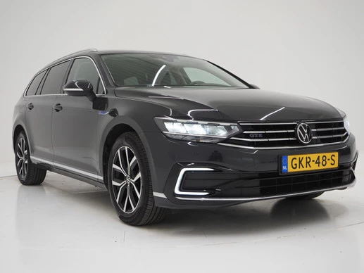 Volkswagen Passat - Afbeelding 11 van 30