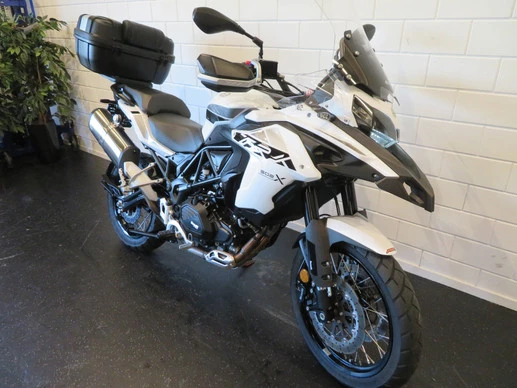 Benelli TRK - Afbeelding 2 van 14