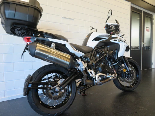 Benelli TRK - Afbeelding 11 van 14