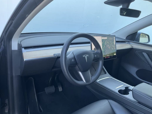 Tesla Model Y - Afbeelding 5 van 30