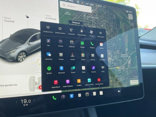 Tesla Model Y - Afbeelding 19 van 30