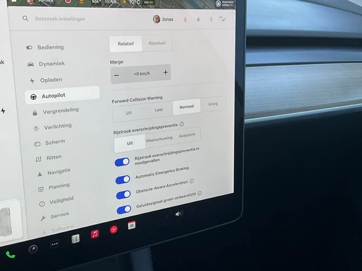 Tesla Model Y - Afbeelding 28 van 30