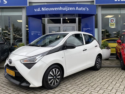 Toyota Aygo - Afbeelding 1 van 24