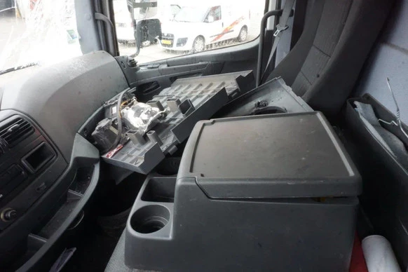 Mercedes-Benz Atego - Afbeelding 16 van 23