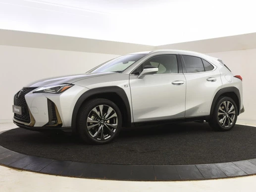 Lexus UX - Afbeelding 3 van 30