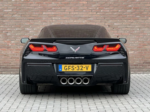 Chevrolet Corvette - Afbeelding 8 van 30