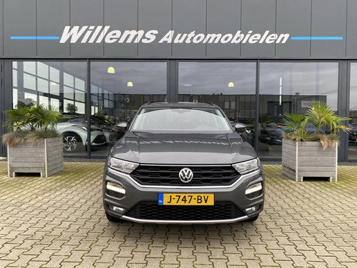 Volkswagen T-Roc - Afbeelding 2 van 30