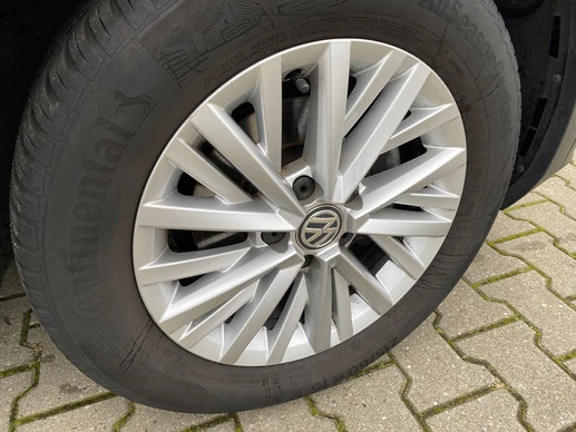 Volkswagen T-Roc - Afbeelding 8 van 30