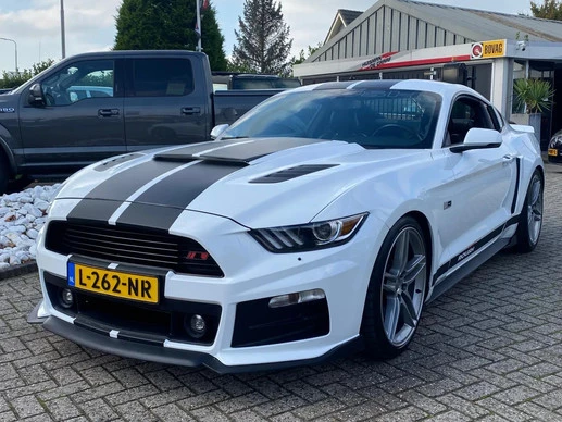 Ford Mustang - Afbeelding 1 van 24