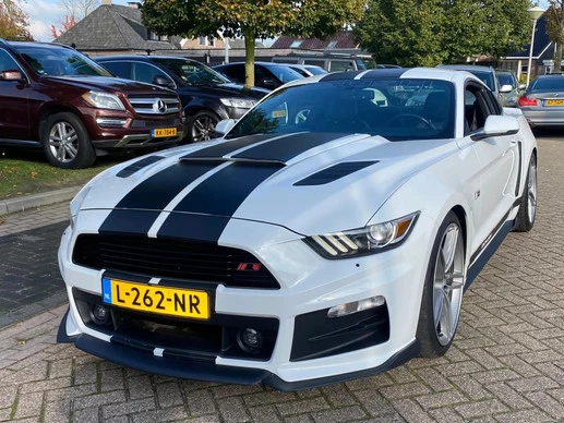 Ford Mustang - Afbeelding 3 van 24