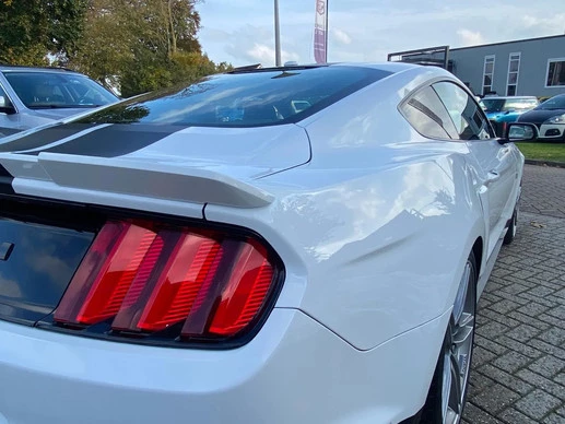 Ford Mustang - Afbeelding 14 van 24