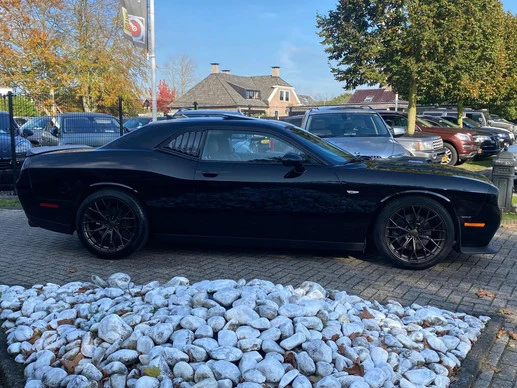 Dodge Challenger - Afbeelding 4 van 24