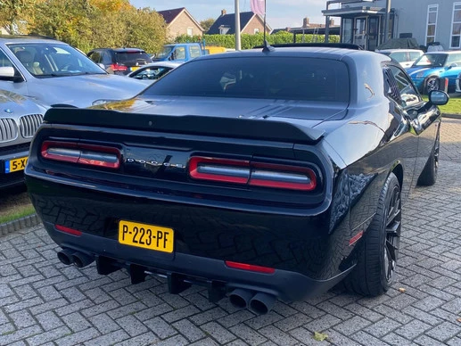 Dodge Challenger - Afbeelding 5 van 24