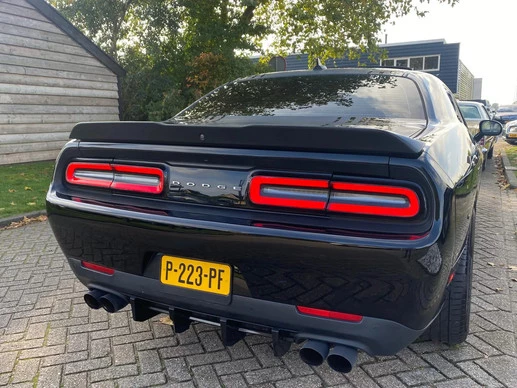 Dodge Challenger - Afbeelding 7 van 24