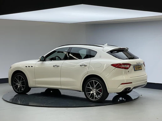 Maserati Levante - Afbeelding 2 van 13