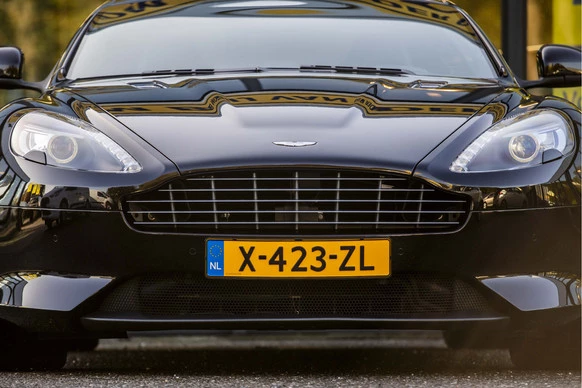 Aston Martin V12 Virage - Afbeelding 3 van 30