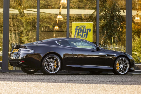 Aston Martin V12 Virage - Afbeelding 5 van 30