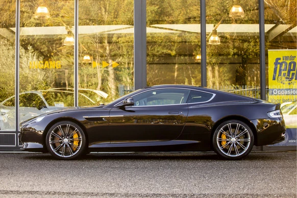 Aston Martin V12 Virage - Afbeelding 8 van 30