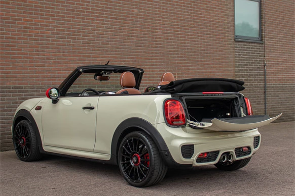 MINI Cooper Cabrio - Afbeelding 23 van 30