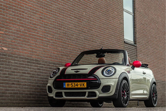 MINI Cooper Cabrio - Afbeelding 26 van 30