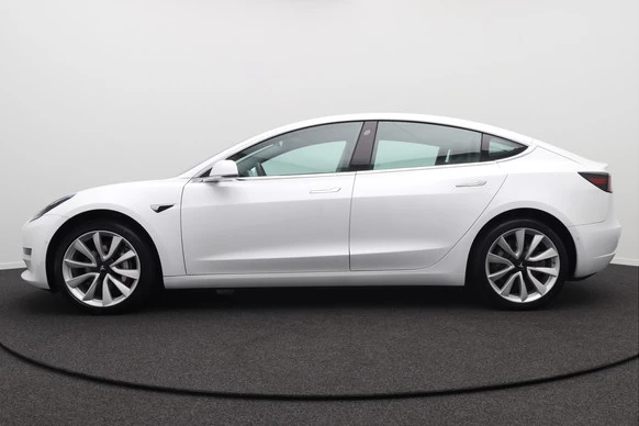 Tesla Model 3 - Afbeelding 5 van 24