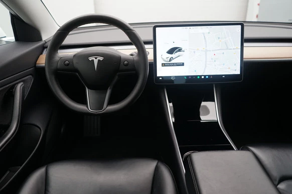 Tesla Model 3 - Afbeelding 8 van 24