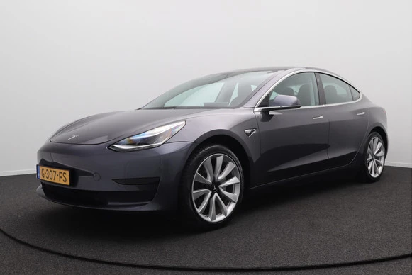 Tesla Model 3 - Afbeelding 1 van 25