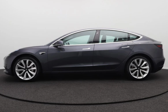 Tesla Model 3 - Afbeelding 5 van 25