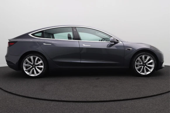 Tesla Model 3 - Afbeelding 6 van 25