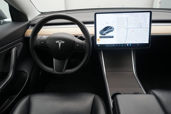 Tesla Model 3 - Afbeelding 8 van 25