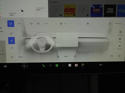 Tesla Model Y - Afbeelding 11 van 30