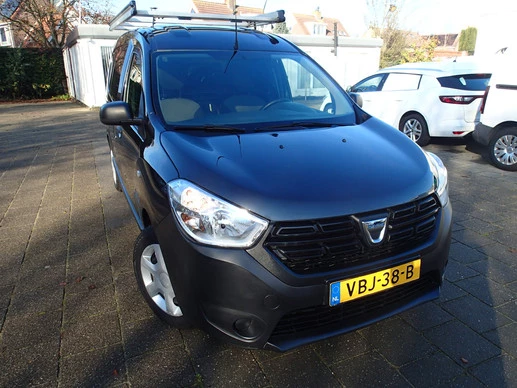 Dacia Dokker - Afbeelding 1 van 23