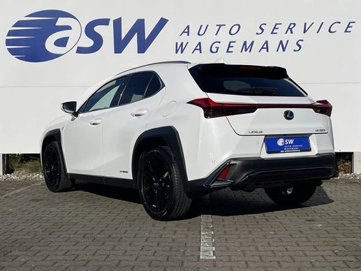 Lexus UX - Afbeelding 3 van 30