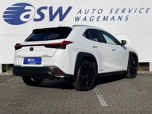 Lexus UX - Afbeelding 5 van 30