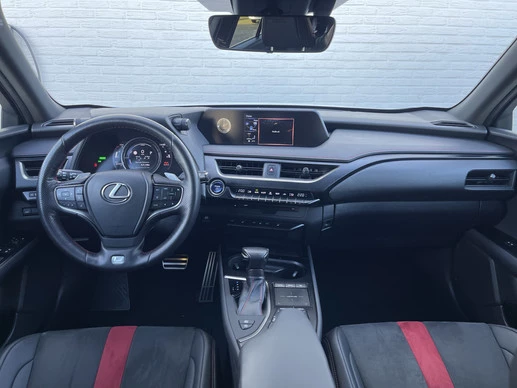 Lexus UX - Afbeelding 9 van 30