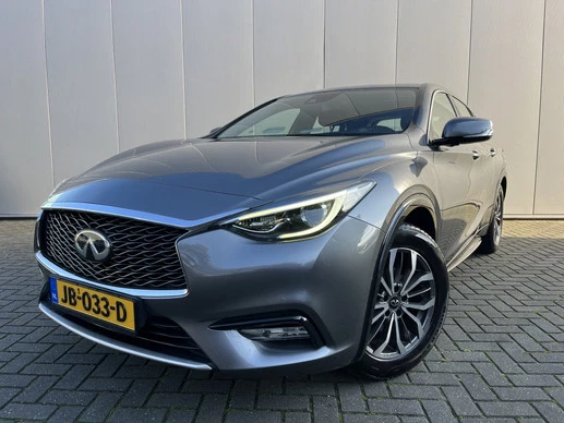 Infiniti Q