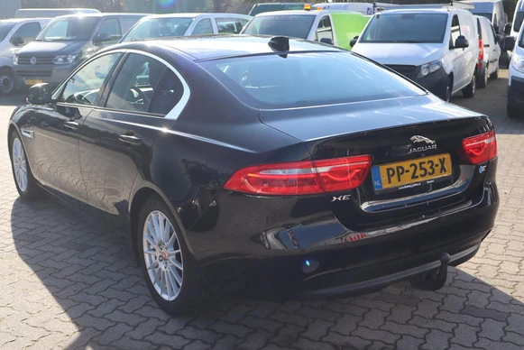 Jaguar XE - Afbeelding 9 van 30