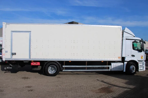 Mercedes-Benz Antos - Afbeelding 4 van 30