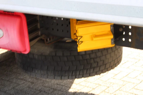 Mercedes-Benz Antos - Afbeelding 12 van 30